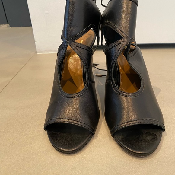 Awuazzura black heels size 40.5